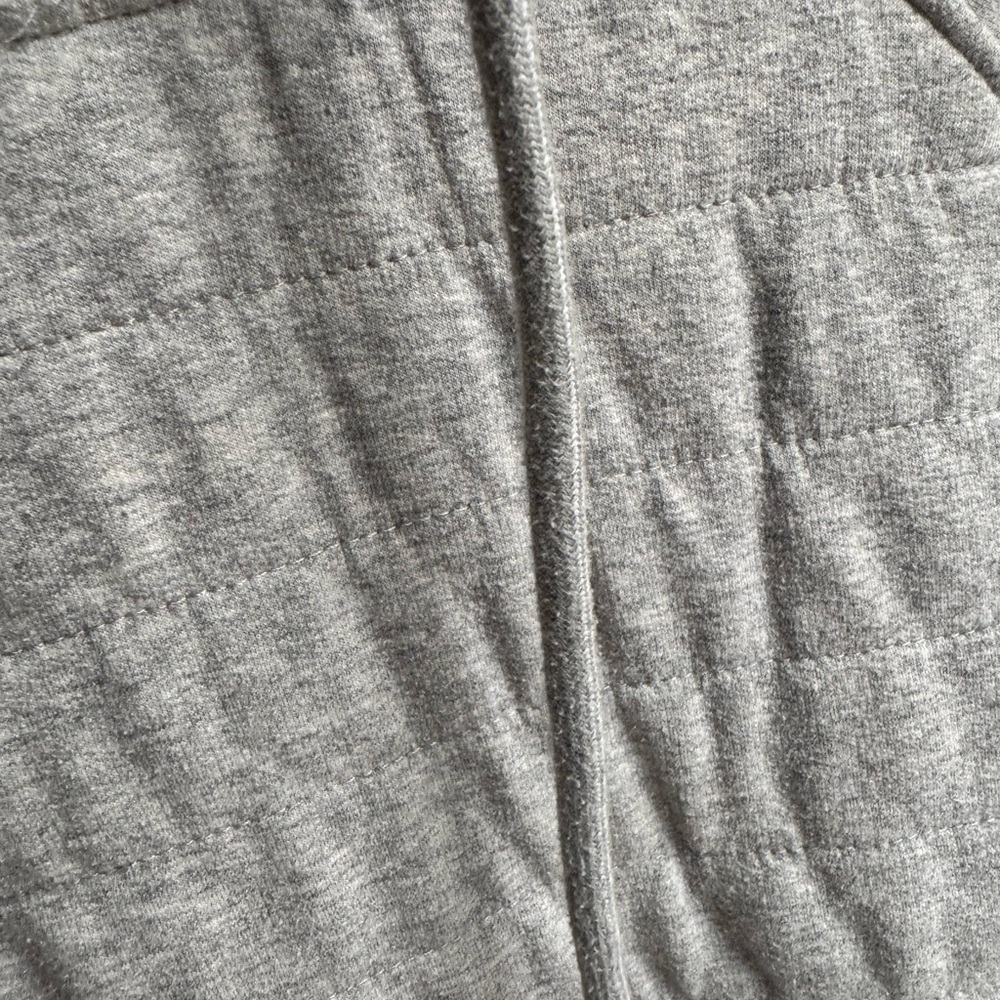 Zyia Gray Quilted combo Hoodie - Picture 3 of 8